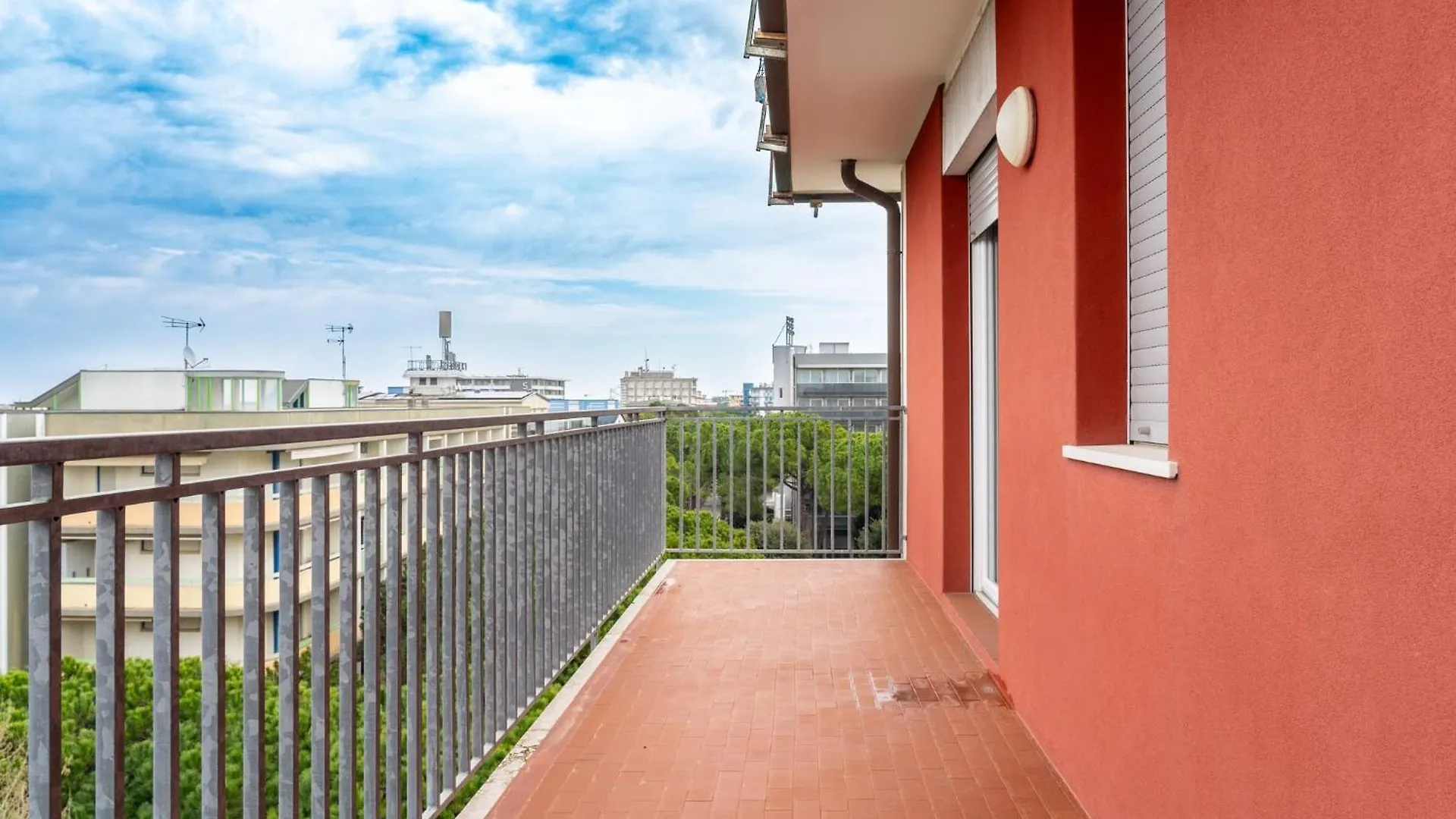 Apartment Side Sea View Flat For 6 Guests Near Bibione Beach