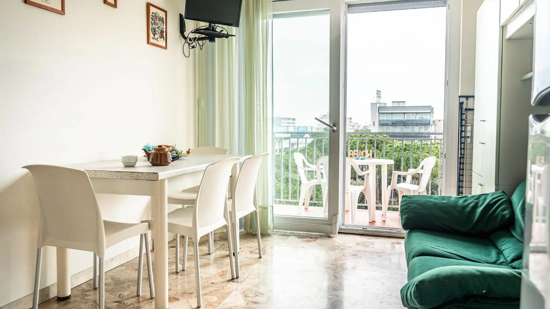 Side Sea View Flat For 6 Guests Near Bibione Beach 0*,  إيطاليا